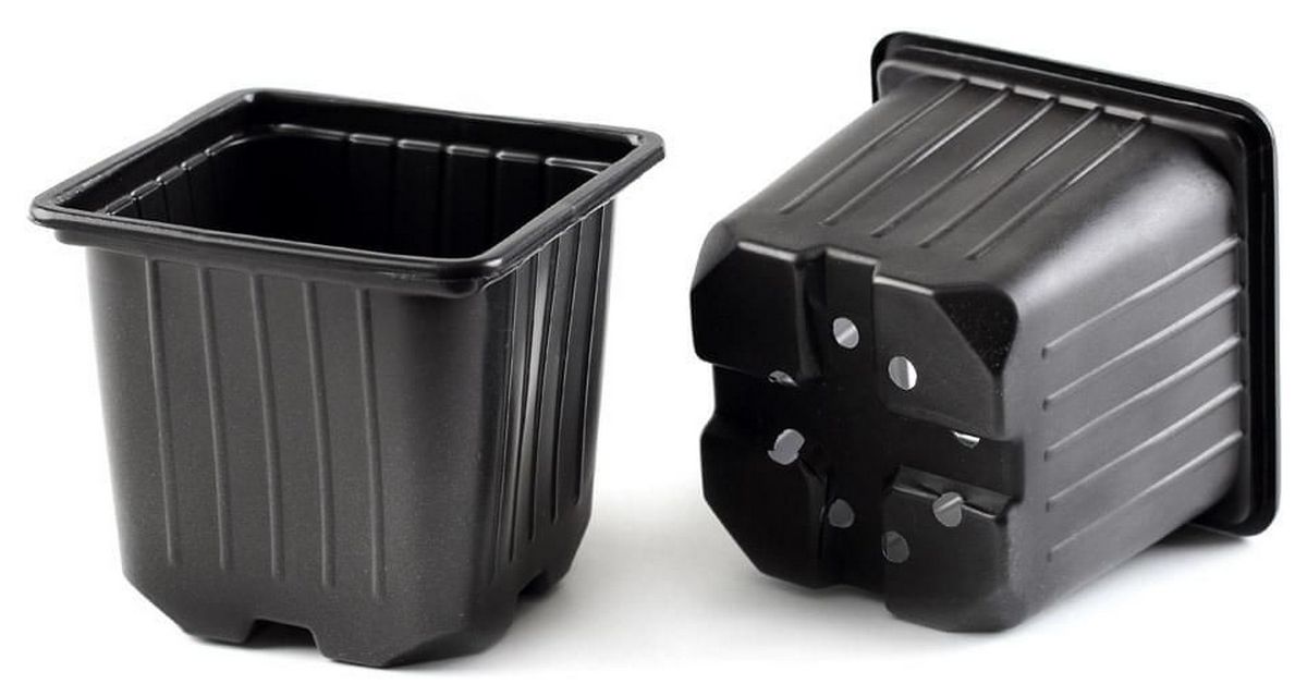 Горшок квадрат. КБ9М, 0,33 л, 9*9*6,5, форм. лист черный